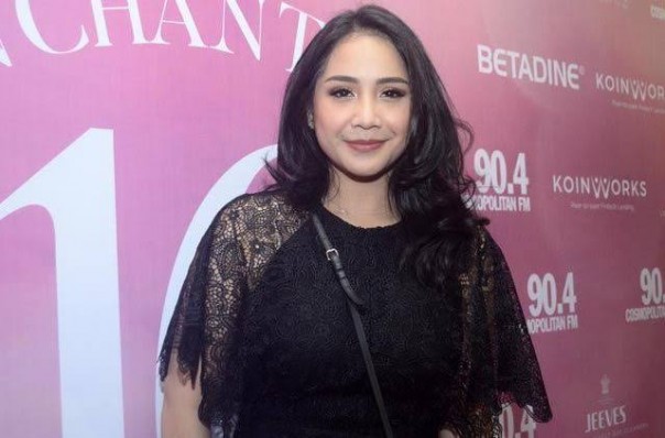 Video syur mirip Nagita Slavina beredar.