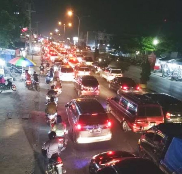 Jalan HR Soebrantas di Kecamatan Tampan kota Pekanbaru
