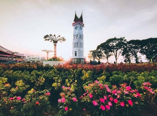 Pemko Bukittinggi gelar lomba foto selfie dan welfie