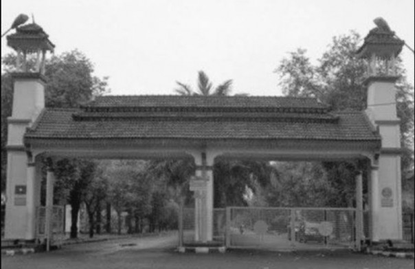Pintu IV USU. /Ist