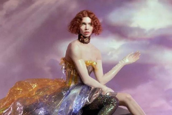 Musikus Pop Dance Sophie Meninggal Dunia Akibat Kecelakaan 