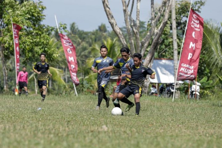 Ratusan Santri Pangandaran Ikut Turnamen Bola U 20 Yang Dihelat Ganjar Muda Padjajaran