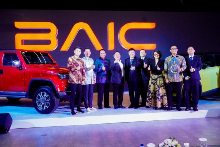 Bamsoet Apresiasi Kehadiran Jeep BAIC Ramaikan Pasar Otomotif Indonesia
