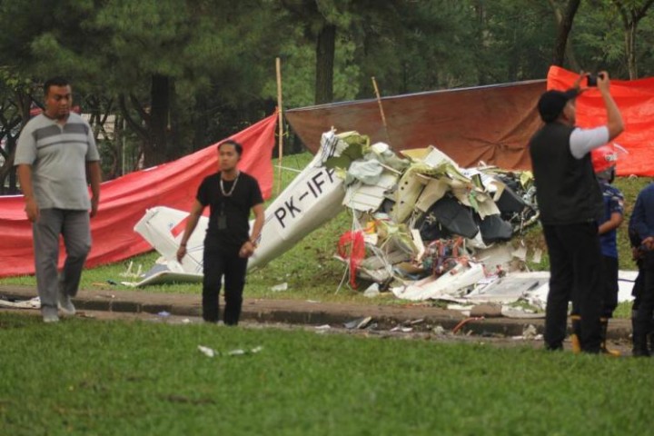 Puing Pesawat Kecelakaan PK IFP Dibawa Ke Pondok Cabe Untuk Investigasi KNKT